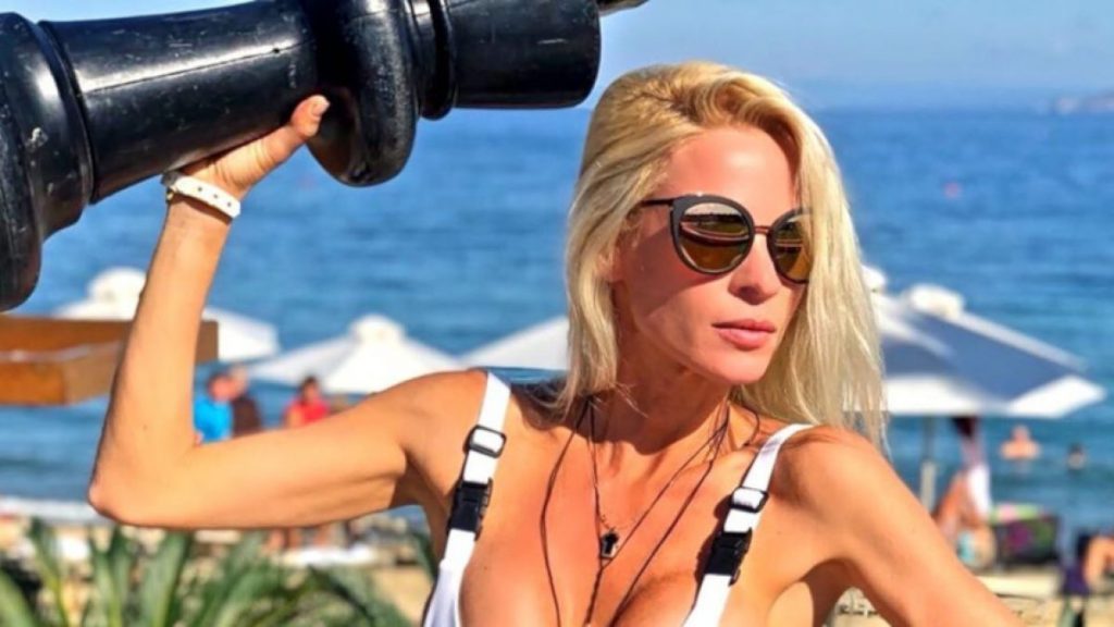 Πήρε τα βουνά και προκαλεί… εμφράγματα η Ασημίνα Ιγγλέζου! (φώτο)