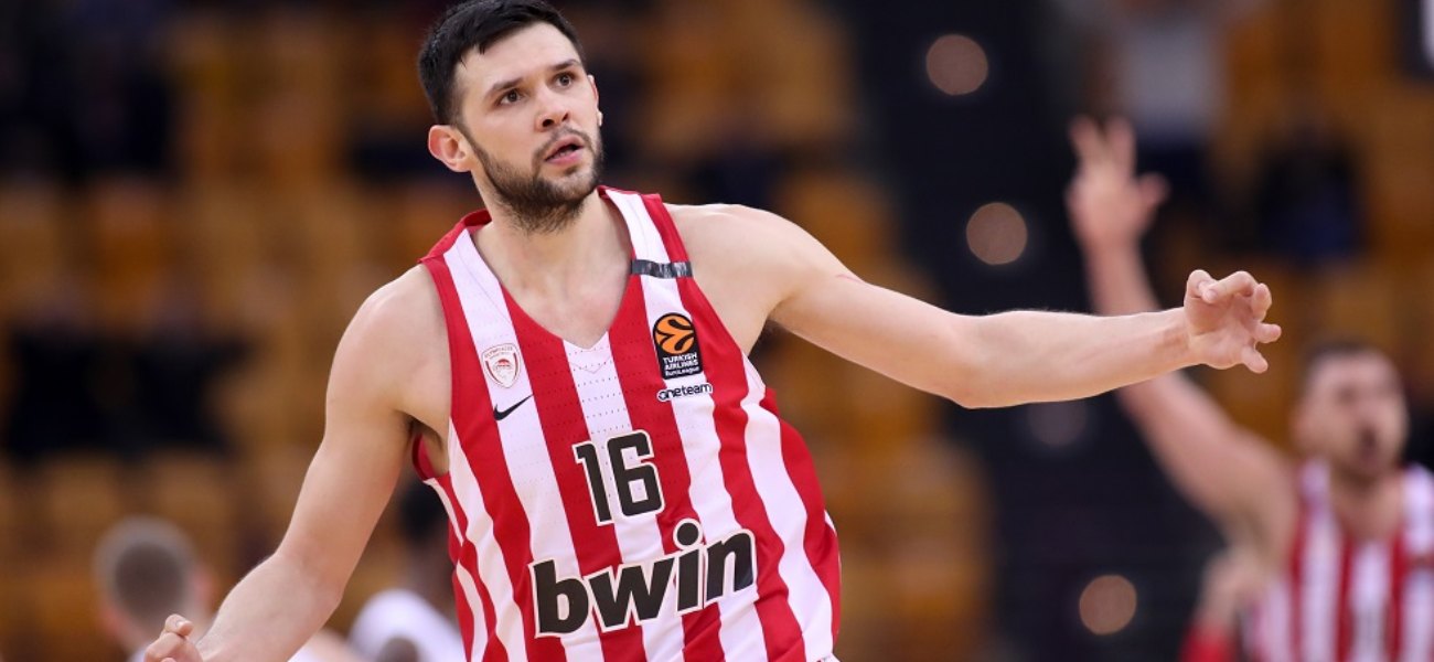 Ολυμπιακός: Θετικός στον κορωνοϊό και ο Κώστας Παπανικολάου