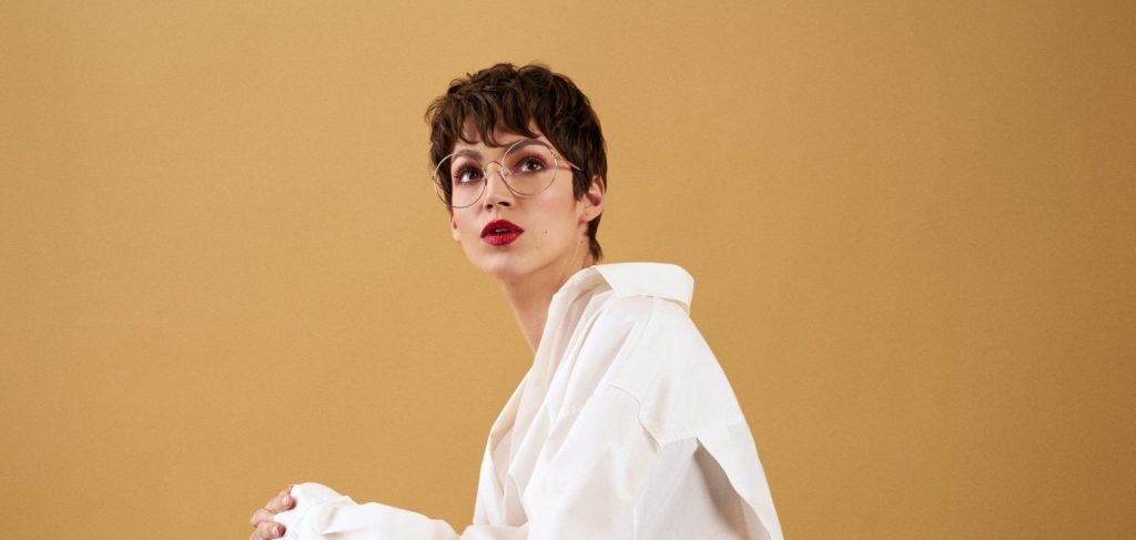 Η «Τόκιο» ανέβασε topless φωτογραφίες και «γονάτισε» το Instagram (φωτό)