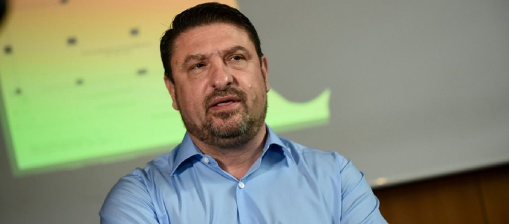 Ο Υφυπουργός Πολιτικής Προστασίας Ν.Χαρδαλιας κατόπιν της καταστροφής μεταβαίνει σε Εύβοια για να «επιθεωρήσει»!