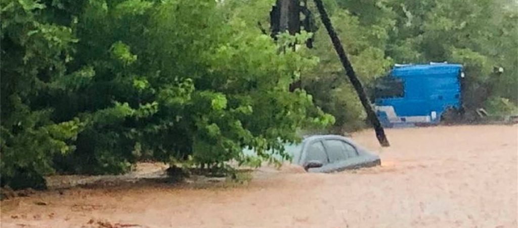 Κακοκαιρία «Θάλεια»: Βίντεο και φωτογραφίες από την πλημμυρισμένη Εύβοια