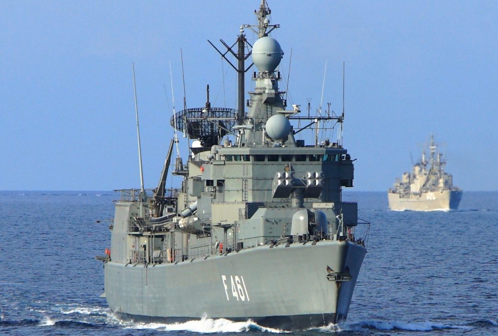 ΕΕ: «Ανησυχία» για την «συσσώρευση ναυτικών δυνάμεων» σε Ν.Α.Αιγαίο αλλά και ίσες αποστάσεις από Ελλάδα και Τουρκία!