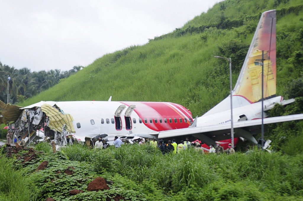 Ινδία: Ξεκίνησε η εξέταση των «μαύρων κουτιών» του αεροσκάφους Boeing 737