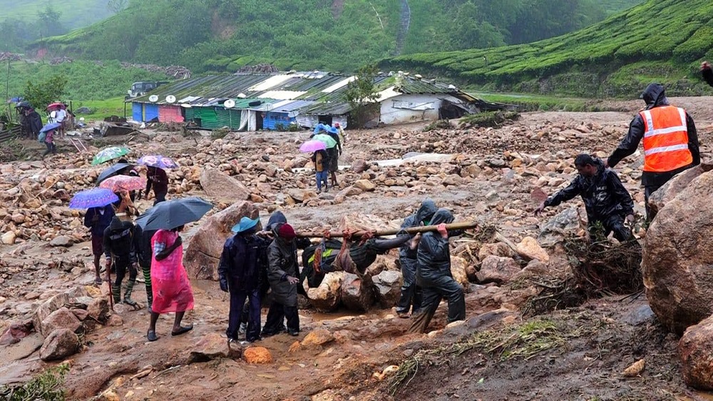 Τουλάχιστον 43 νεκροί από κατολίσθηση στην Ινδία