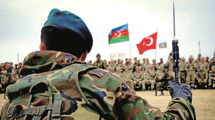 Αζερμπαϊτζάν: «Πυρ και κίνηση» από τουρκικές ειδικές δυνάμεις σε σκηνοθετημένο  βίντεο