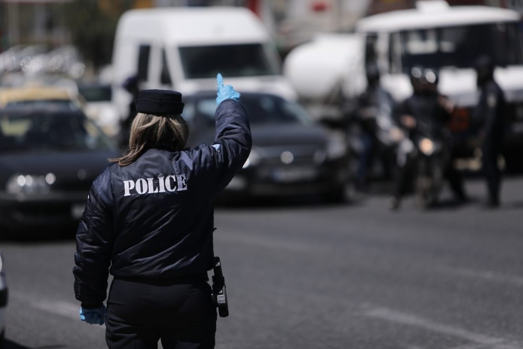 Θεσσαλονίκη: 50χρονος περίμενε σε στάση και… πήρε πρόστιμο γιατί δεν φορούσε μάσκα (φώτο)