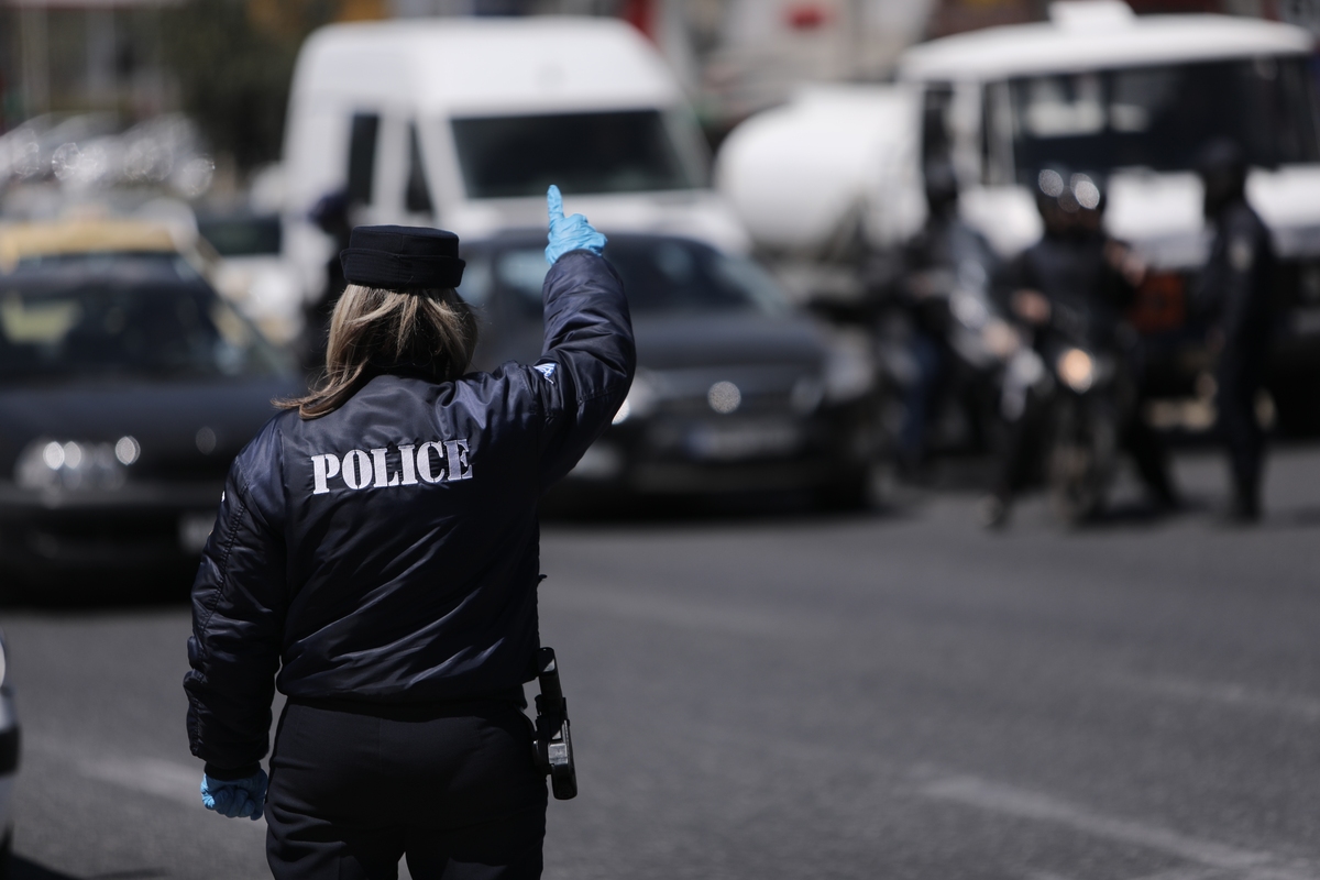 Θεσσαλονίκη: 50χρονος περίμενε σε στάση και… πήρε πρόστιμο γιατί δεν φορούσε μάσκα (φώτο)