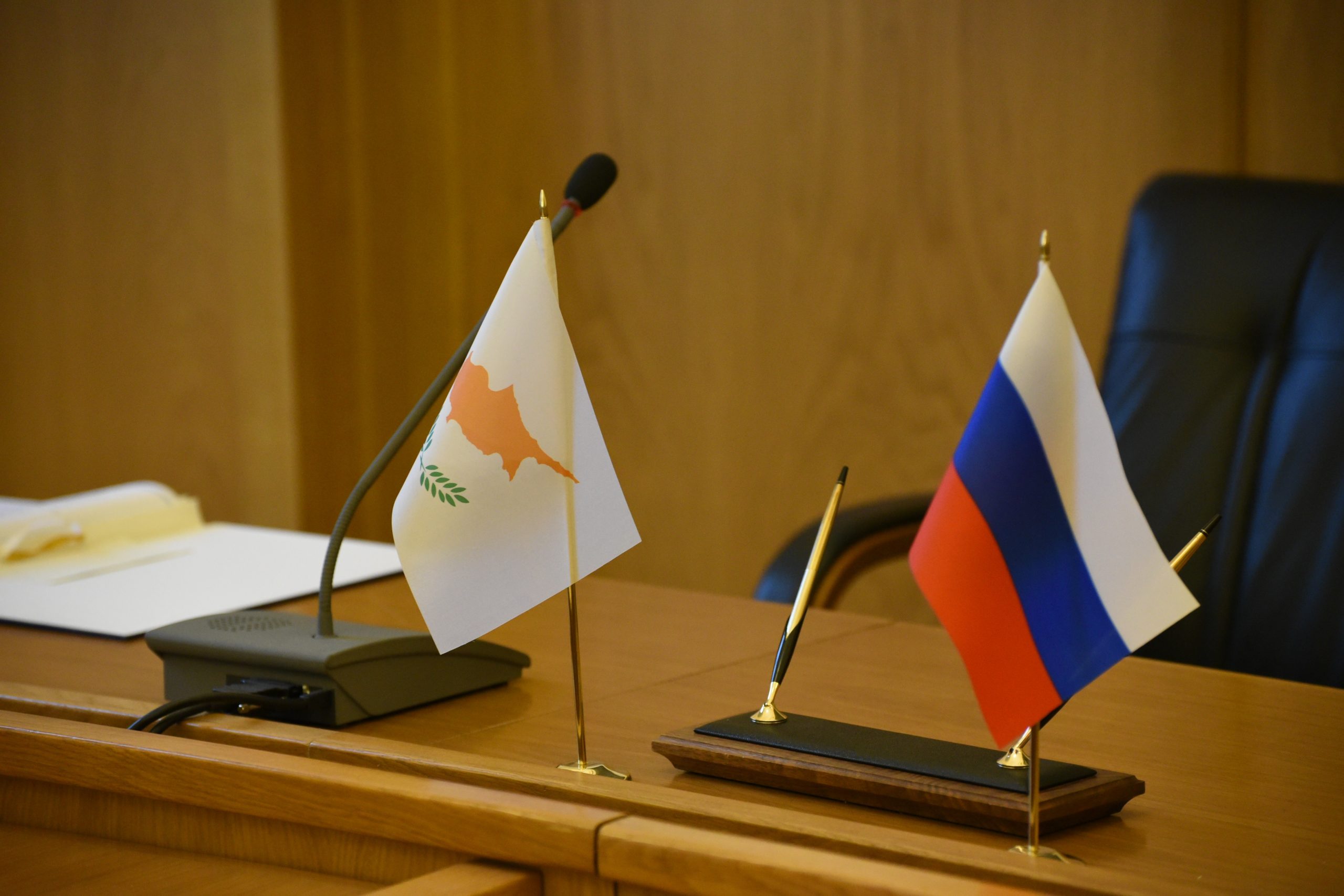 Κύπρος: Υπέγραψε με τη Ρωσία συμφωνία για αποφυγή διπλής φορολογίας