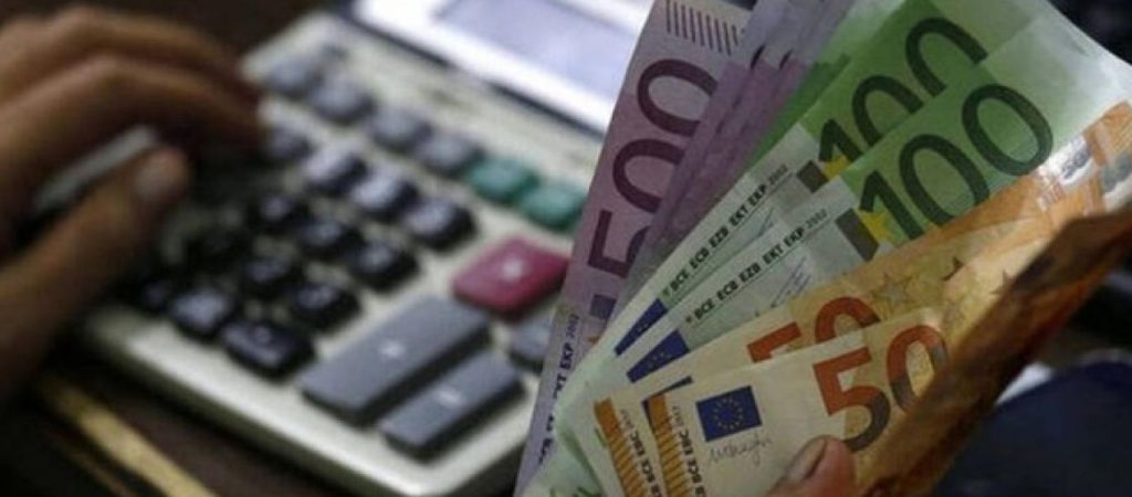 Μείωση προκαταβολής φόρου: Στο taxisnet σήμερα η λίστα με τους δικαιούχους