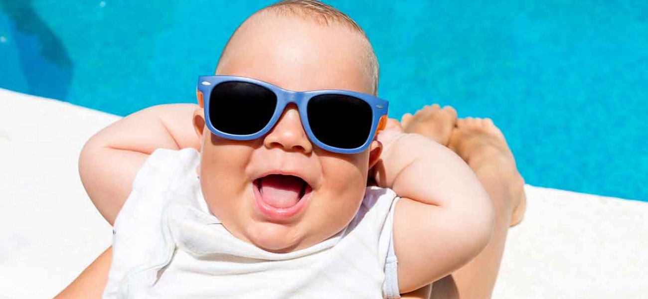 Μικρά μυστικά που θα προστατέψουν το μωρό σας από τους κινδύνους του καλοκαιριού
