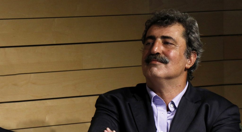 Ο Π.Πολάκης «βολτάρει» στην Κρήτη με μηχανή… χωρίς πινακίδες (φωτο)