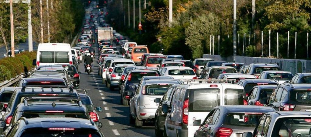 ΣΕΑΑ: Μειώθηκαν οι ταξινομήσεις νέων οχημάτων τον Ιούλιο