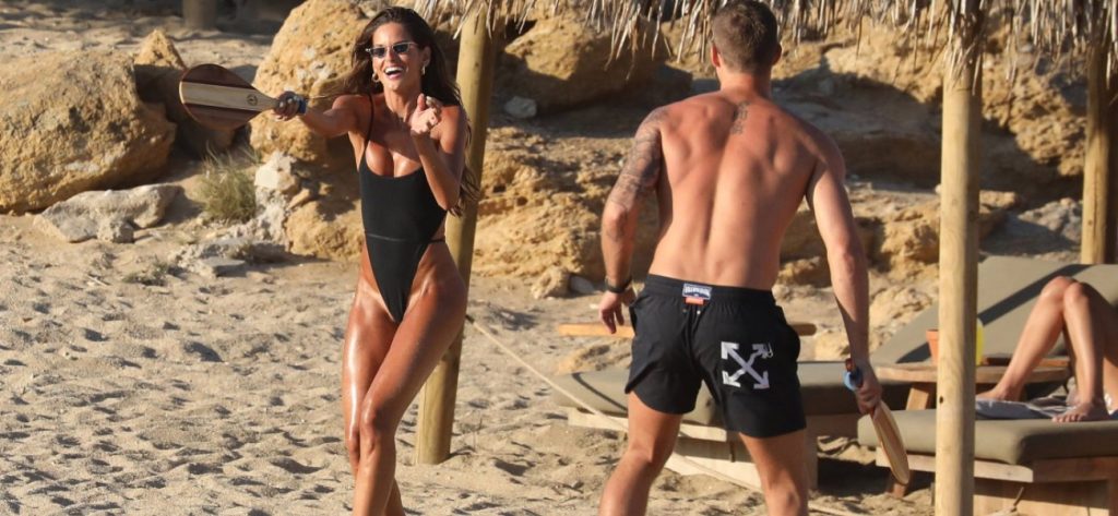 Η πίσω όψη της Izabel Goulart είναι εντυπωσιακή και σου κόβει την… ανάσα (φώτο)