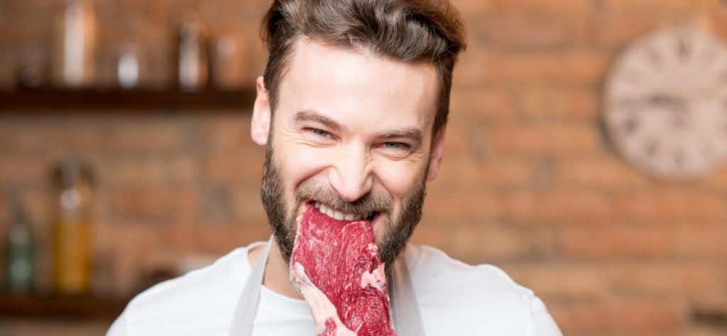 Αυτοί είναι οι λόγοι που οι άντρες προτιμούν να τρώνε περισσότερο κρέας