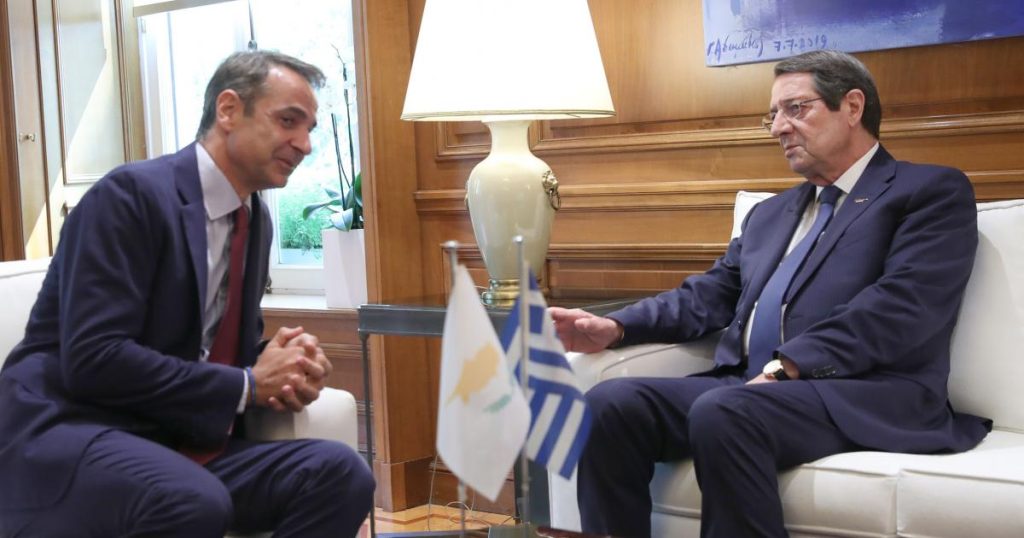 Επικοινωνία Μητσοτάκη – Αναστασιάδη για τις εξελίξεις με το Oruc Reis