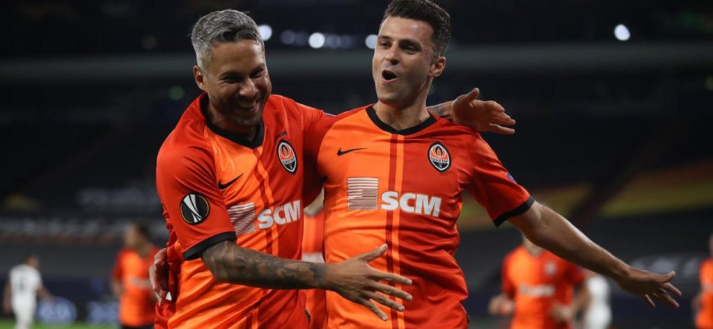 Europa League: Άνετη τεσσάρα για την Σαχτάρ Ντόνετσκ – Στο 90′ πήρε το εισιτήριο η Σεβίλλη