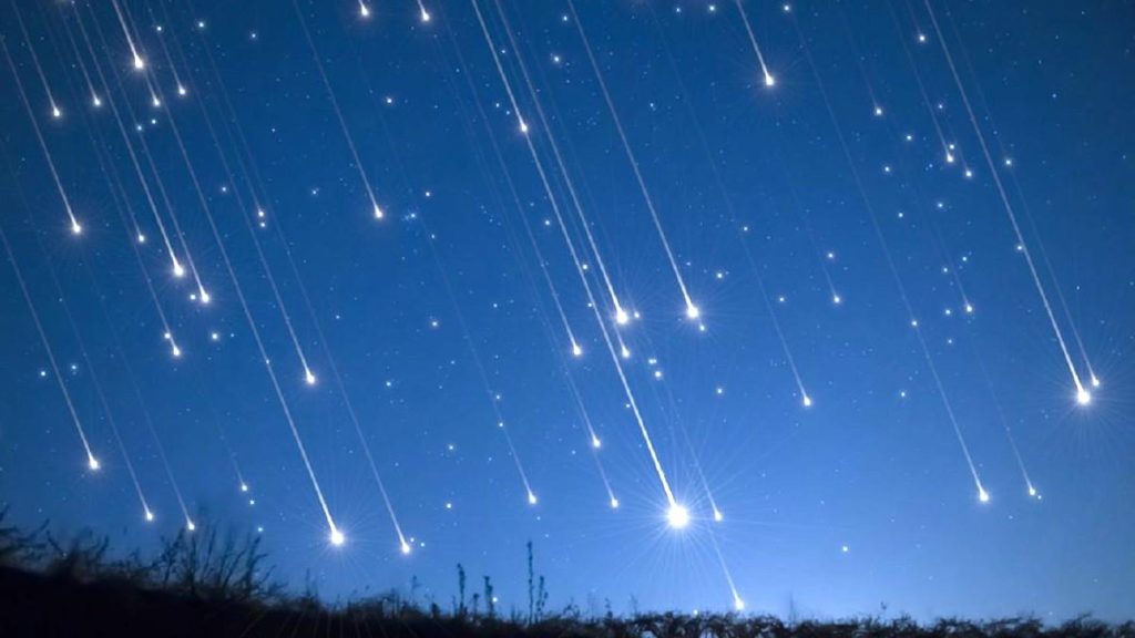 Περσείδες: Σήμερα κορυφώνεται η θεαματική «βροχή» από πεφταστέρια – Ορατή και στον Αθηναϊκό ουρανό
