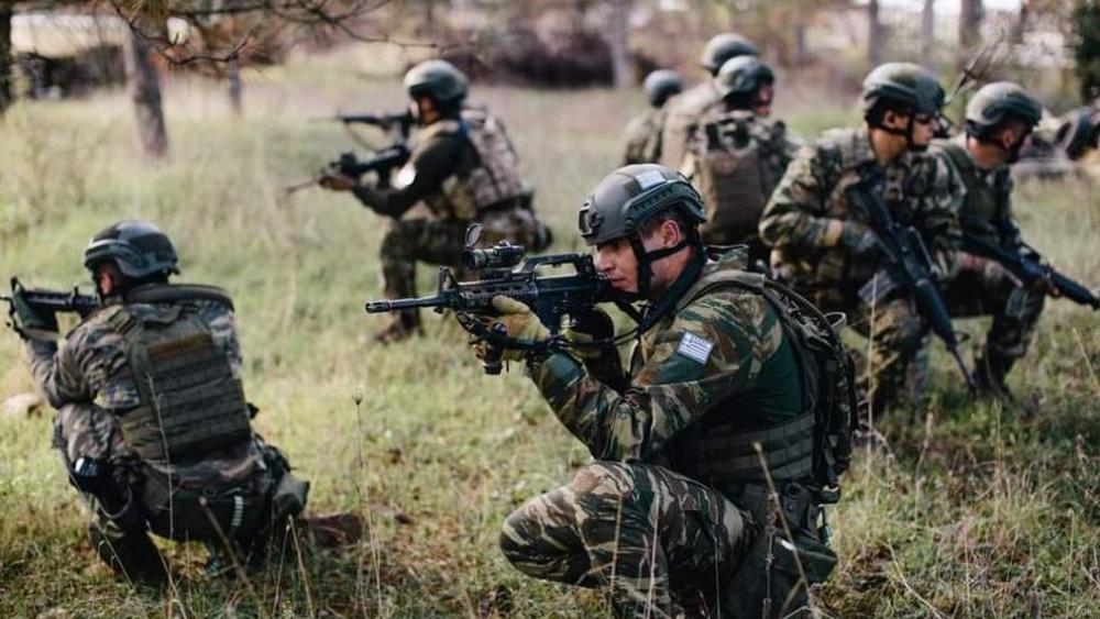 Ελληνόφωνος πολίτης, βρίζει τον ΕΣ για άσκηση στη Θράκη! (φωτό)