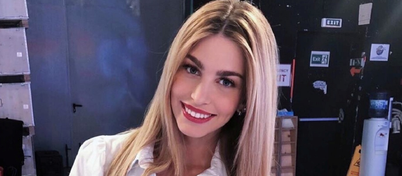 Η Β.Χατζηθεοδώρου είναι ερωτευμένη και δεν το κρύβει – Κάνει διακοπές με τον αγαπημένο της στη Λευκάδα (φώτο)