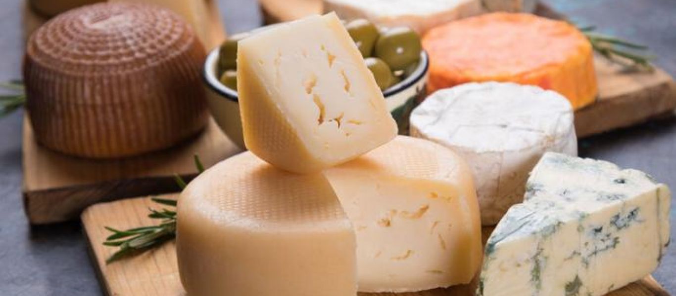 Εξαιρούνται τα ελληνικά τυριά από τους δασμούς που έχουν επιβάλει οι ΗΠΑ σε προϊόντα της ΕΕ