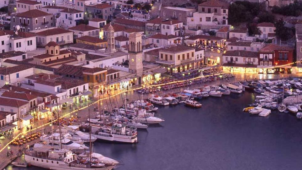 Στα «κάγκελα» ο Δήμος Ύδρας: «Δεν έχουμε κανένα κρούσμα κορωνοϊού – Γιατί μας κλείνουν;»