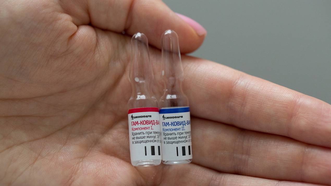 Ρωσία: Ξεκίνησε η παραγωγή του εμβολίου κατά του Covid-19