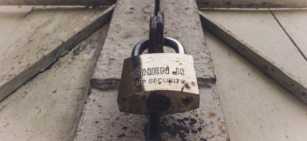 Νιγηρία: Γονείς κλείδωσαν στο γκαράζ τον 30χρονο γιο τους επειδή πίστευαν ότι έκανε χρήση ναρκωτικών