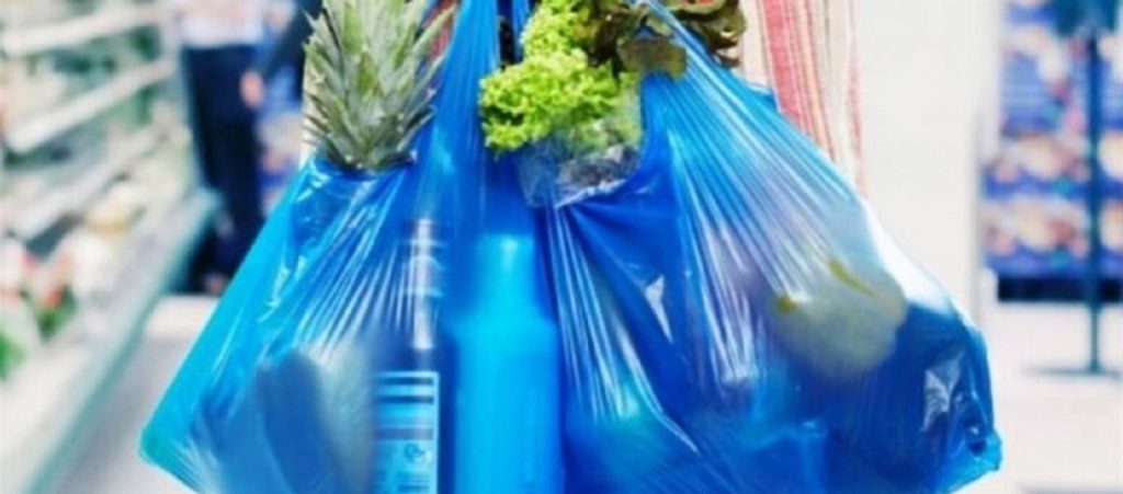 Λάρισα: 36χρονη Ρομά έκανε ψώνια αξίας 313 ευρώ κι έφυγε από την κεντρική είσοδο χωρίς να πληρώσει