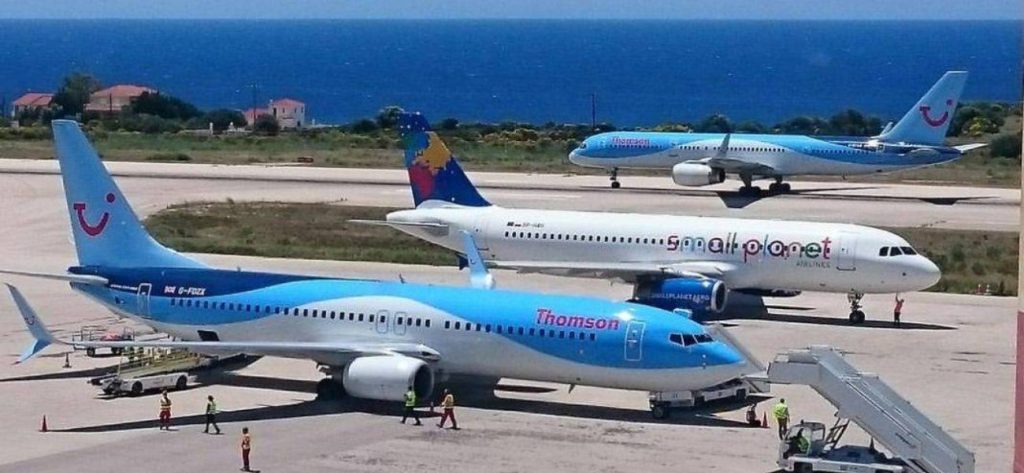 Αεροδρόμιο Κεφαλονιάς: Δυσκολία προσγείωσης των αεροπλάνων λόγω ισχυρών ανέμων (φώτο)