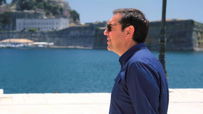 Ξεκαρδιστικό tweet για τις «ένθεες» απόψεις του Α.Τσίπρα: «Next year I go to the Megalofavour on the gonats»!