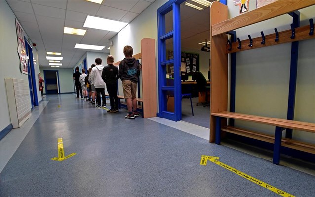 Ιταλία: Η κυβέρνηση θέλει να εξασφαλίσει την επιστροφή στα σχολεία τον Σεπτέμβριο