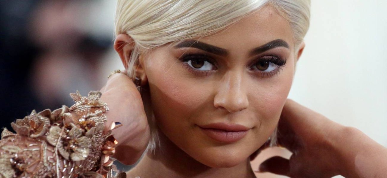 Κάιλι Τζένερ: Δεν δίστασε να αποκαλύψει το πρόσωπό της χωρίς μακιγιάζ (βίντεο)