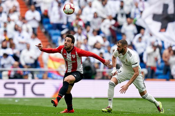 Το λιοντάρι που βρυχάται (βίντεο)