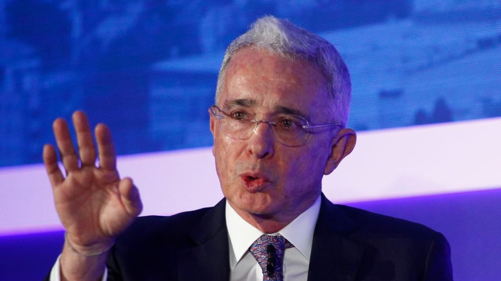 Κολομβία: Τέθηκε υπό κατ’ οίκον περιορισμό ο πρώην πρόεδρος της