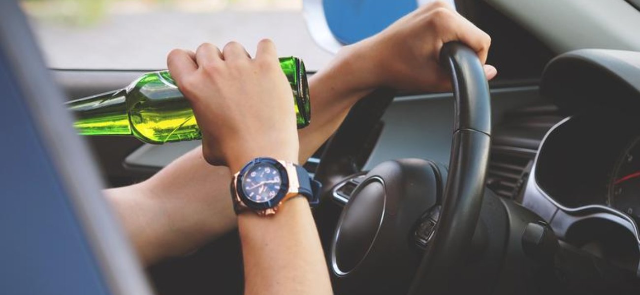 Λουτράκι: Μεθυσμένη οδηγός παρέσυρε ντελιβερά και στην συνέχεια τραυμάτισε σοβαρά 70χρονη