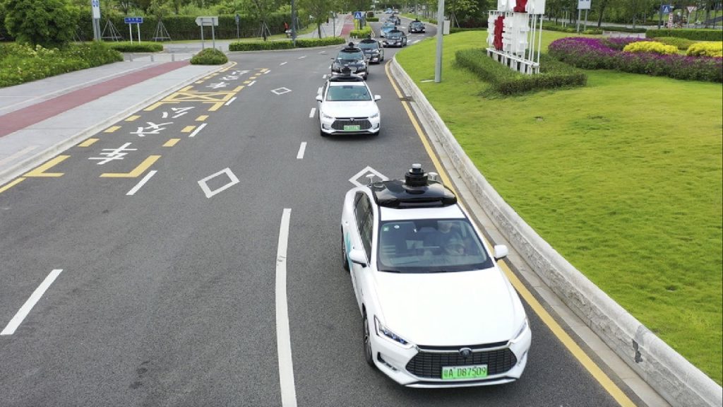 Kίνα: Mε τα δικά της αυτόνομα ταξί η Σαγκάη