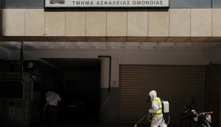 ΑΤ Ομόνοιας: Αλβανός κρατούμενος θετικός στον κορωνοϊό – Καραντίνα για κρατούμενους και 6 αστυνομικούς