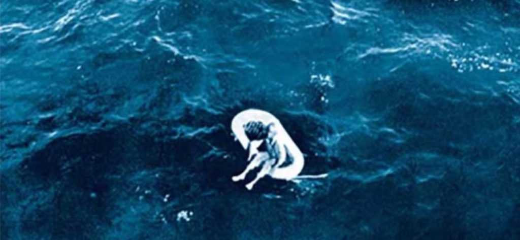 Κορίτσι βρέθηκε στον ωκεανό το 1961 και 59 χρόνια μετά αποκαλύφθηκε η φρικιαστική ιστορία της