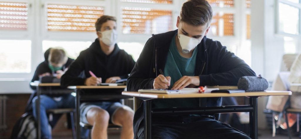 Δήμος Χαλανδρίου: Δωρεάν μάσκες σε μαθητές και εργαζόμενους για όλα τα σχολεία της περιοχής