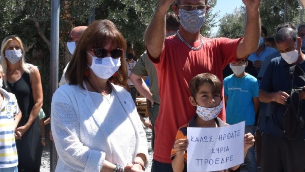 Α.Σακελλαροπούλου και Ν.Μηταράκης πήγαν στη Μυτιλήνη για να εγκαινιάσουν… νέα υγειονομική μονάδα στο ΚΥΤ Μόριας