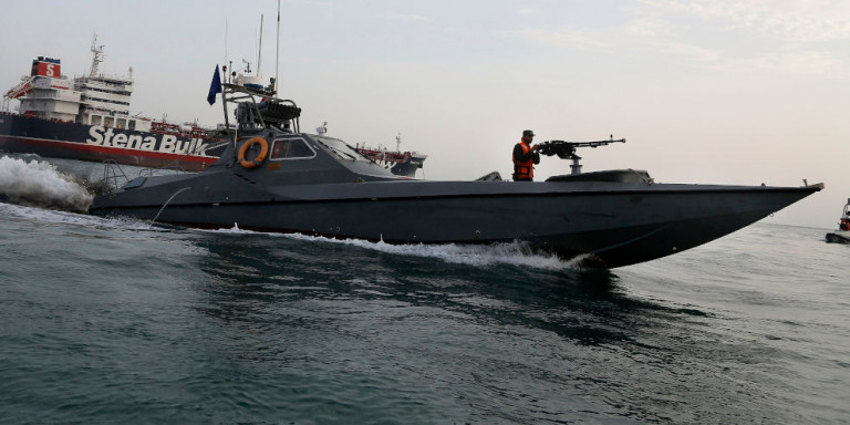 Στα άκρα οι σχέσεις Ιράν και ΗΑΕ -Η Τεχεράνη κατάσχεσε πλοίο και συνέλαβε το πλήρωμά του