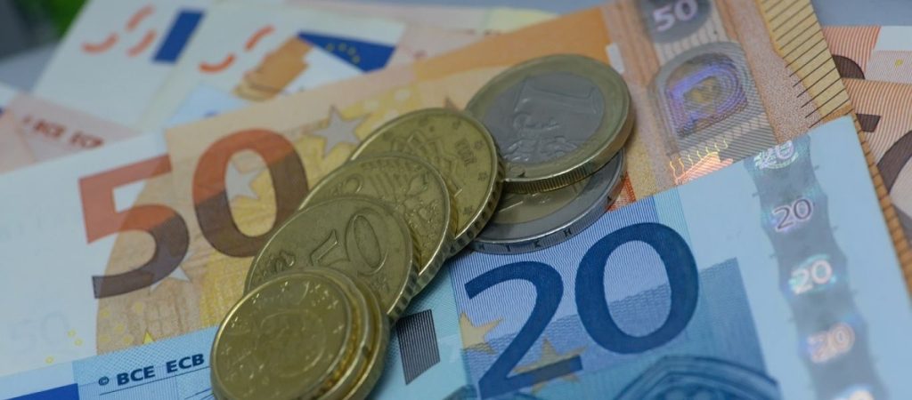 Συντάξεις: Νωρίτερα θα καταβληθούν στους συνταξιούχους τα αναδρομικά ύψους 1,4 δισ.