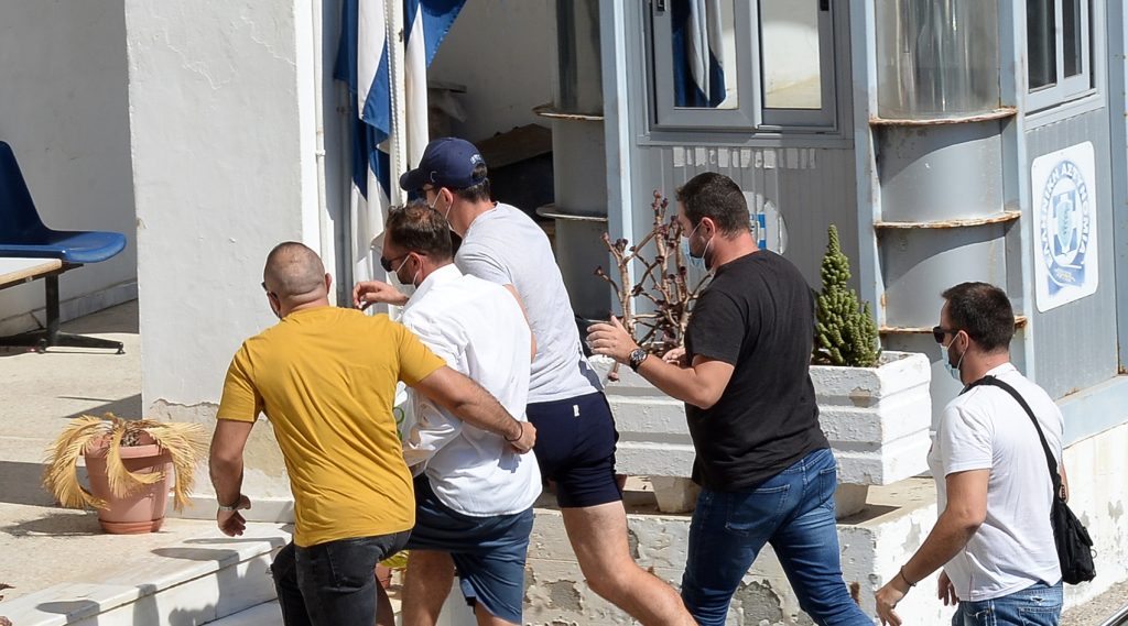 Χ.Μαγκουάιρ: Στο κελί θα περάσει τη νύχτα ο αστέρας της Γιουνάιτεντ (βίντεο)