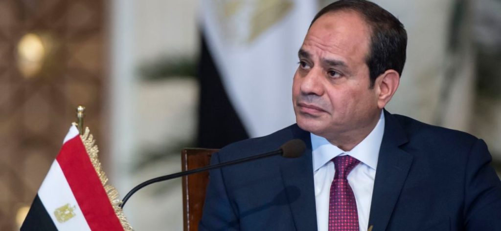 Φατάχ αλ Σίσι προς αιγυπτιακές ένοπλες δυνάμεις: «Διατηρήστε στα υψηλότερα επίπεδα την ετοιμότητά σας»