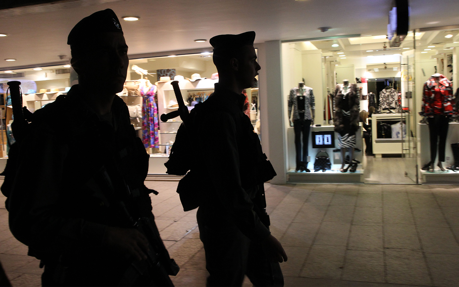 Ισραήλ: Ένας από τους 30 φερόμενους βιαστές πρότεινε να στείλει βίντεο στην 16χρονη