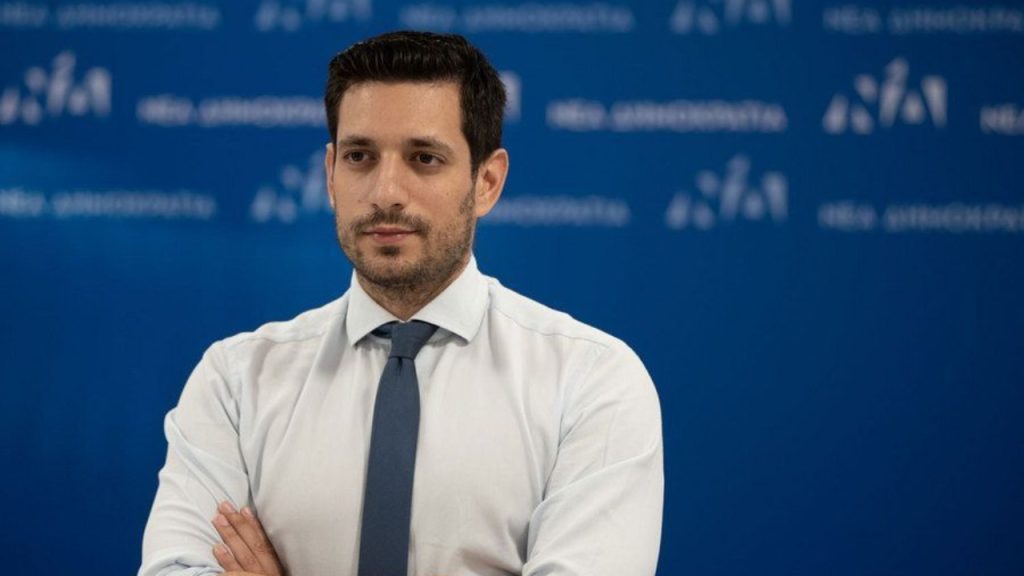 Στο… κλαμπ των παντρεμένων και ο Κώστας Κυρανάκης – Παντρεύτηκε την αγαπημένη του στην Κύνθο (φωτο)