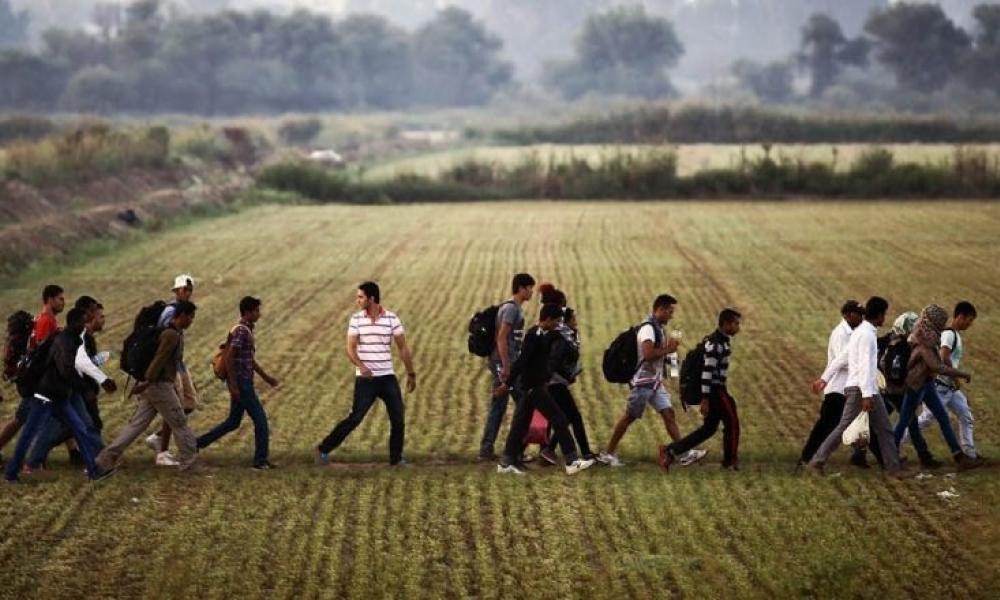 Μάλλον δεν είναι και τόσο «σφραγισμένα» τα σύνορα στον Έβρο –  Αλλοδαποί περνούν μέσα από χωριό της Ροδόπης (βίντεο)