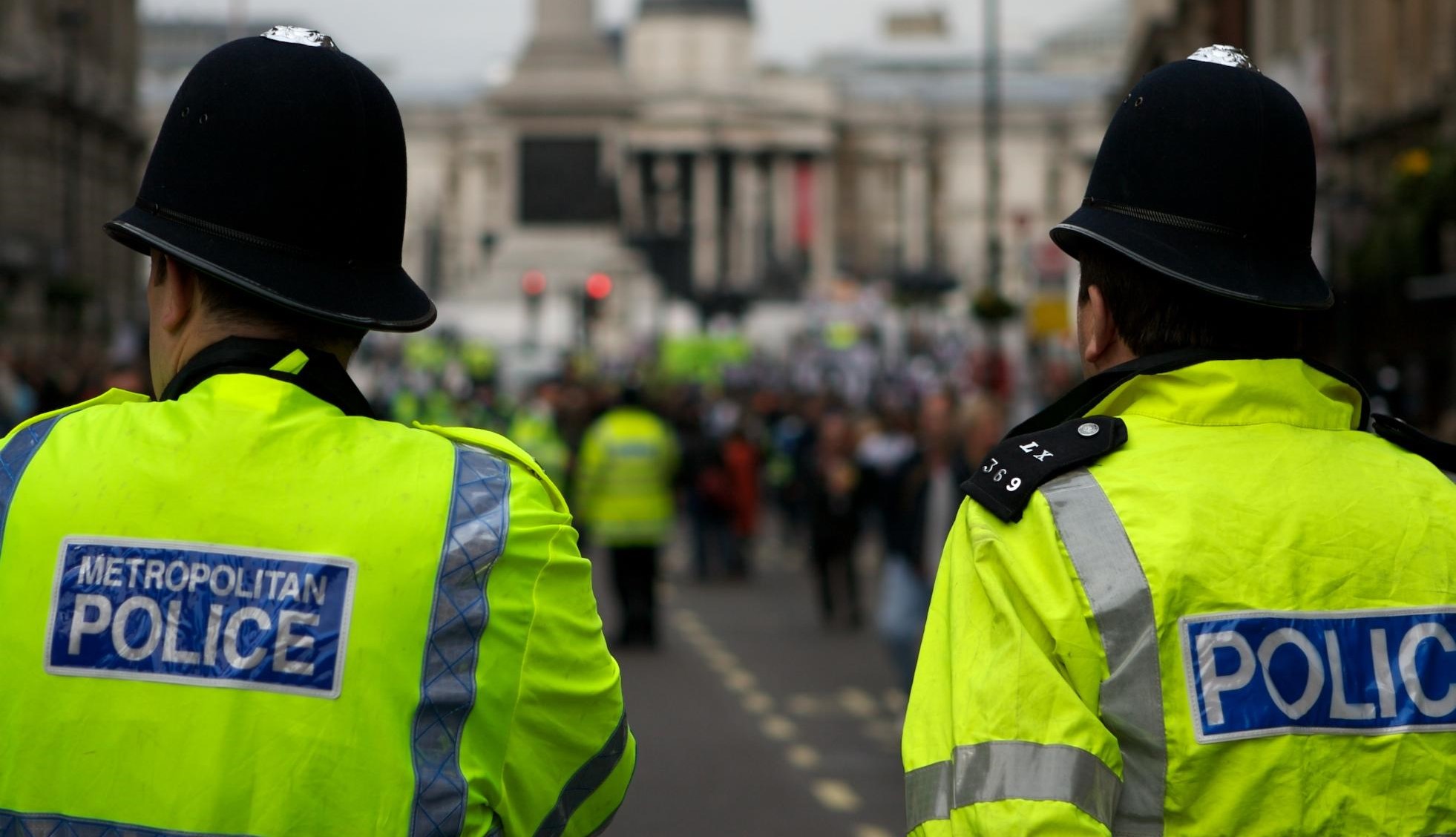 Λονδίνο: Άνδρας επιτέθηκε με μαχαίρι σε αστυνομικό