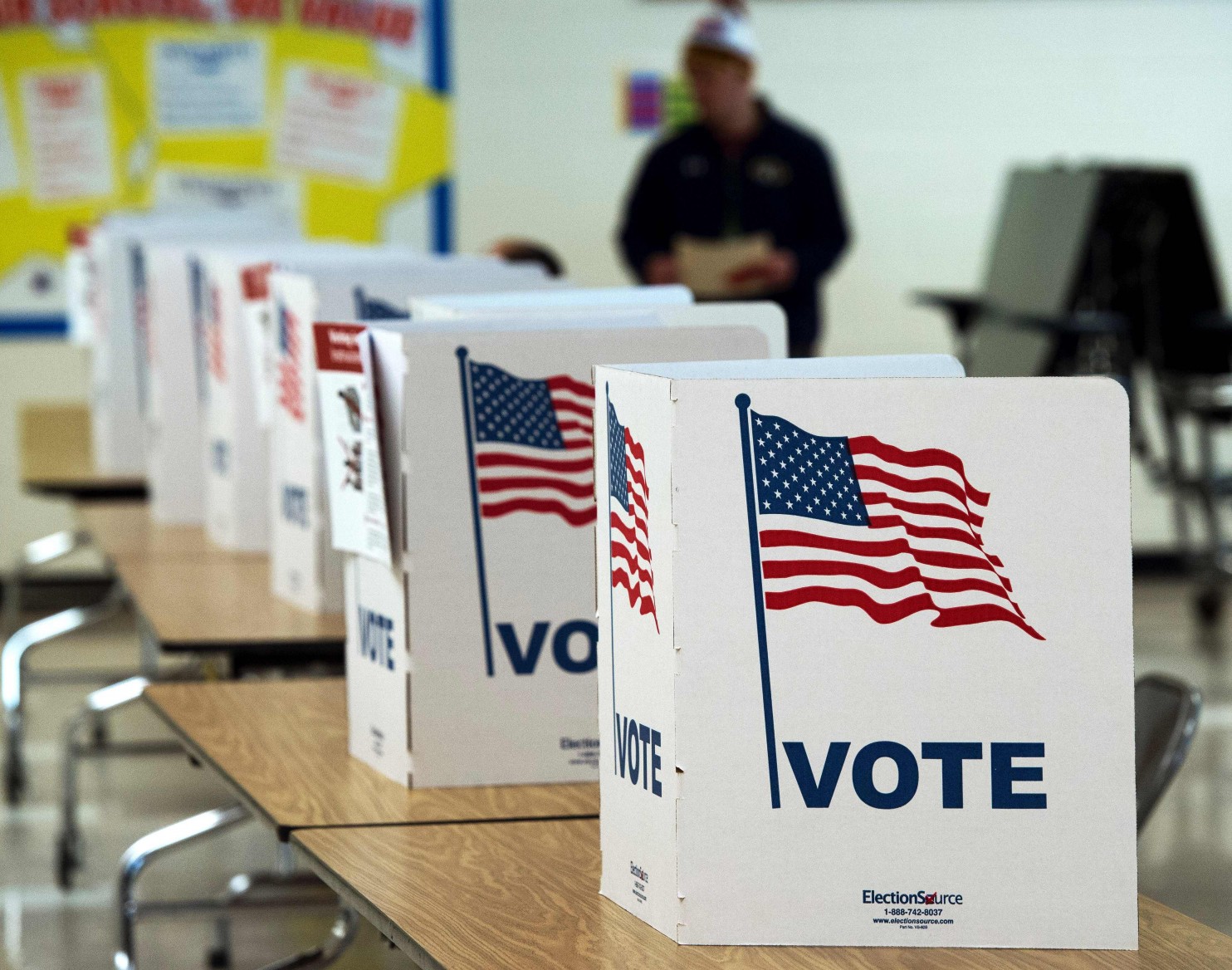 Οι Δημοκρατικοί δέχτηκαν ότι υπάρχει πιθανότητα νοθείας με την επιστολική ψήφο και αποδέχονται εμμέσως την θέση Ν.Τραμπ