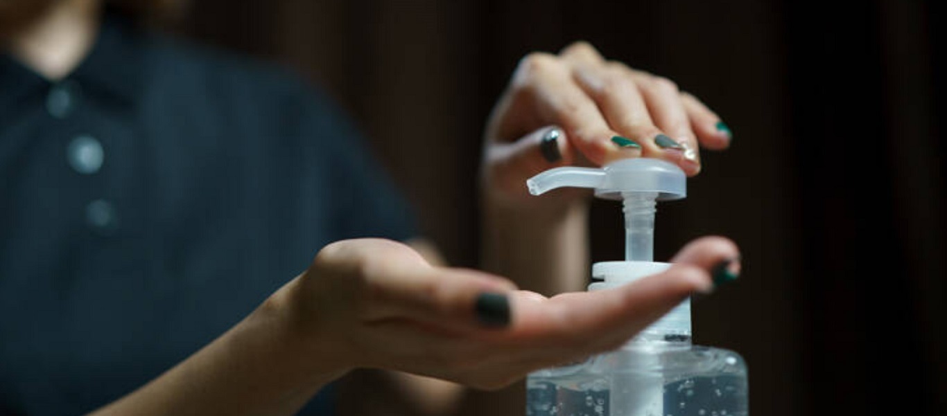 Ο ΕΟΦ αποσύρει από την αγορά δύο αντισηπτικά τζελ – Δείτε ποια είναι